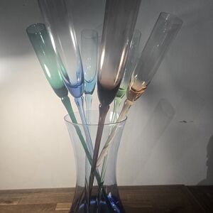 Royal Limited Bouquet Champagne Toasting  Flutes 6 Colored Stems W/ Holding Vase